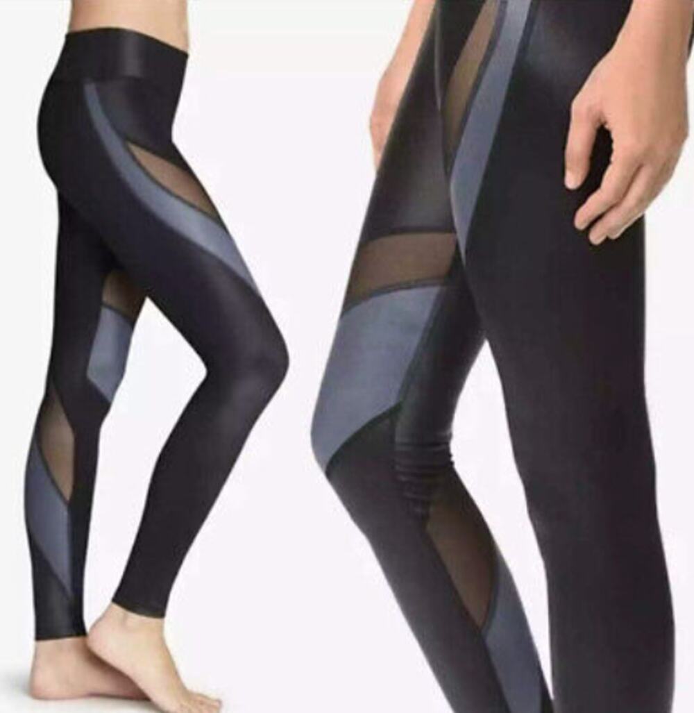 Beyond Yoga Gloss Over Waves Shiny Leggings Athletic Activewear sz M Medium